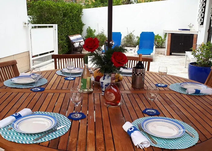 Prázdninový dům Schoenes In Mit Privatem Pool By Interhome *