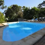 Schoenes In Mit Privatem Pool By Interhome Colares