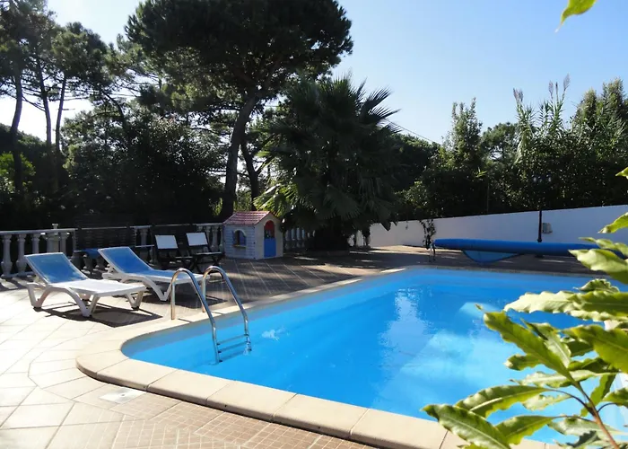 Schoenes In Mit Privatem Pool By Interhome Dom wakacyjny Colares