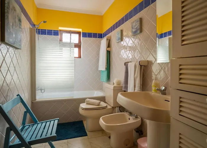 Dom wakacyjny Schoenes In Mit Privatem Pool By Interhome *